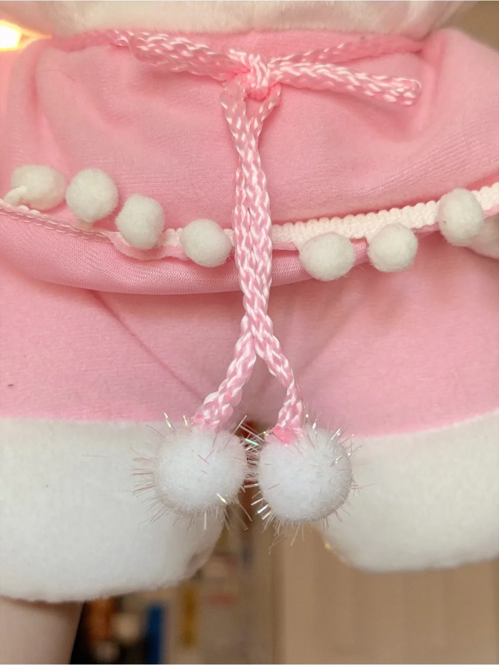 Vintage 2010 Sanrio Hello Kitty White & Pink Plush with Pom-Pom Cape 13“